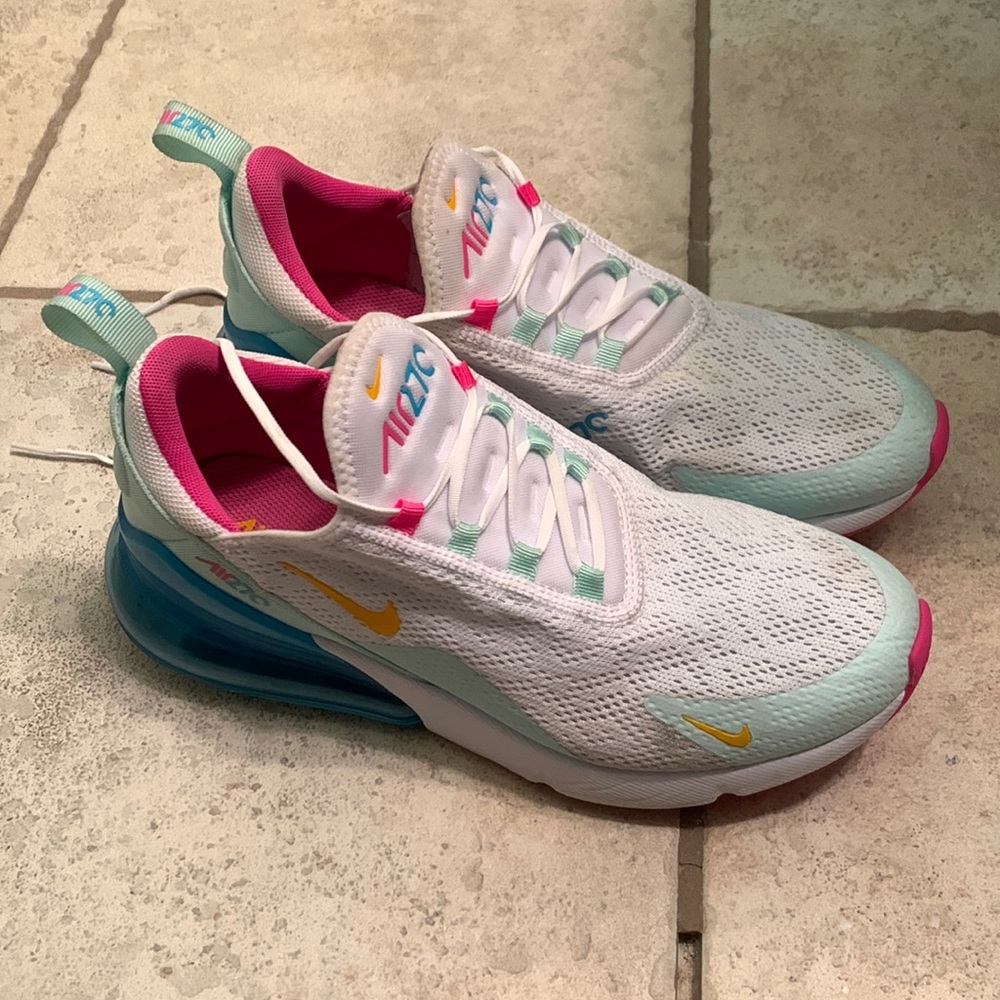 Nike Air Max 270